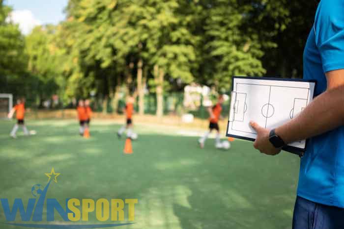 نرمافزار پیش بینی دقیق فوتبال: راهنمای جامع برای انتخاب و استفاده هوشمندانه 🎯 5 اپلیکیشن پیش بینی فوتبال